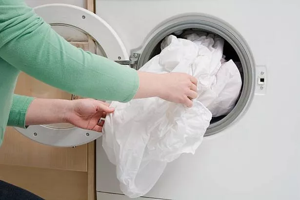 Why My Washing Machine Damages the Laundry?
