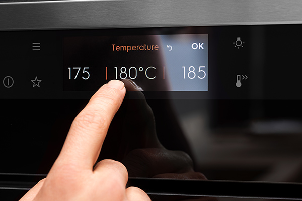 How to Change the Power and Display Card of an Oven