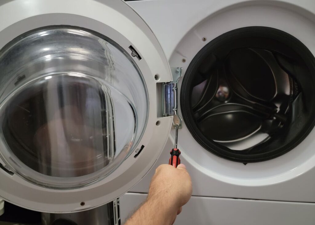 How to Change the Door Hinge of a Washing Machine