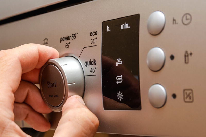 How to Use the Dishwasher Programs?