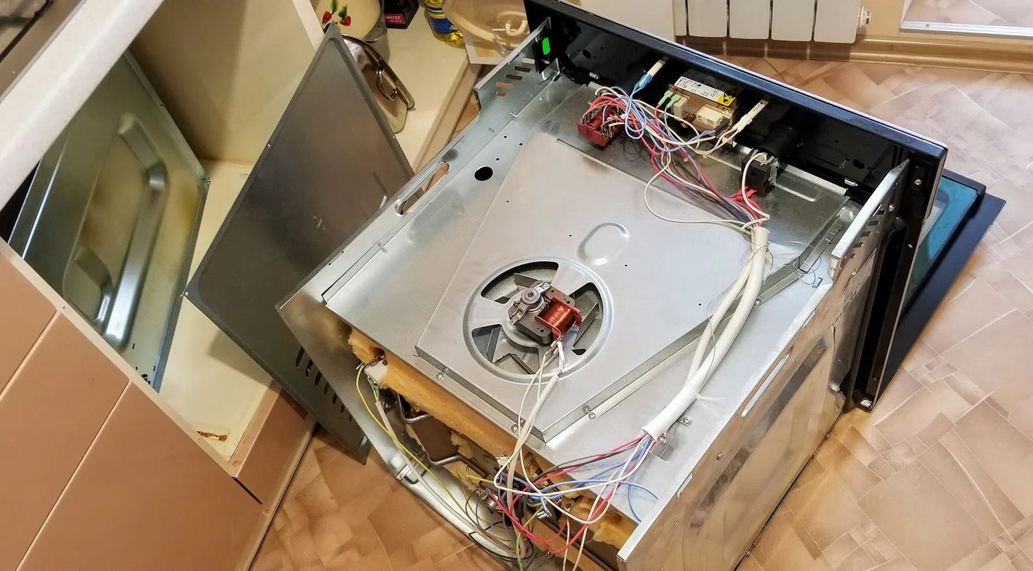 Safe and Precise Electric Oven Installation